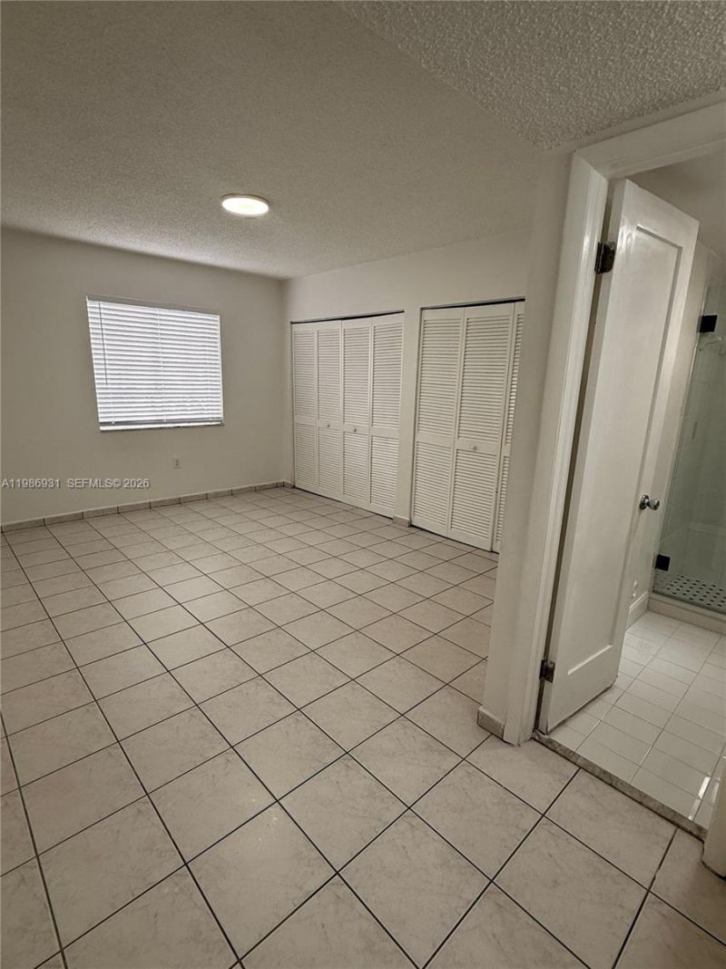 3262 W 70th St , Unit 101, Hialeah, FL 33018 Photo