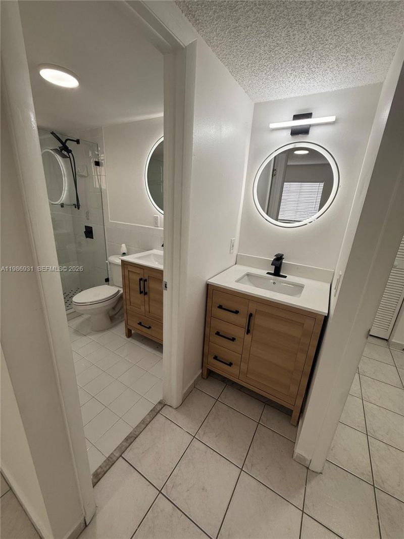 3262 W 70th St , Unit 101, Hialeah, FL 33018 Photo