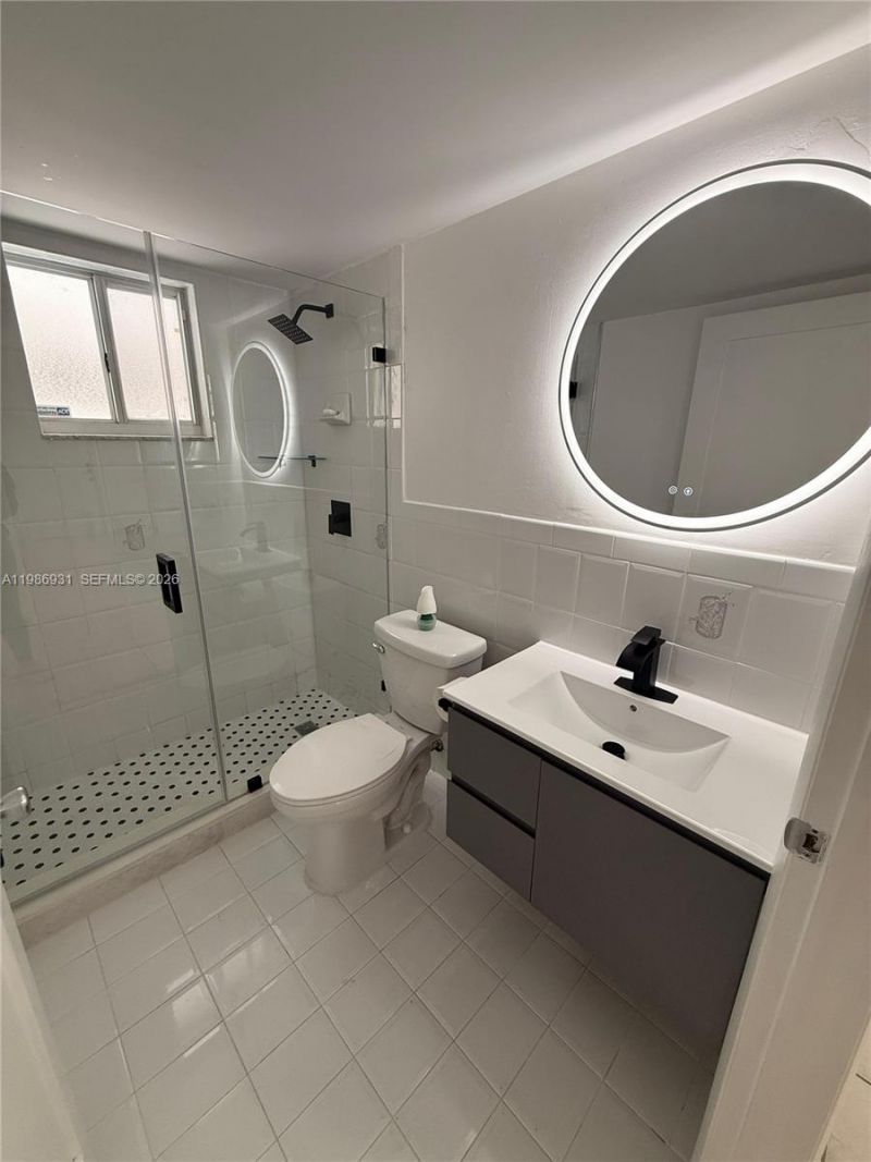 3262 W 70th St , Unit 101, Hialeah, FL 33018 Photo