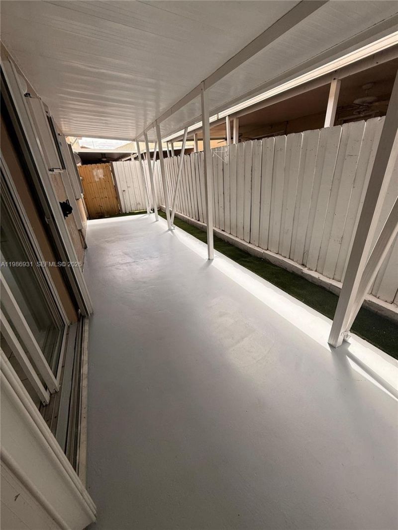 3262 W 70th St , Unit 101, Hialeah, FL 33018 Photo