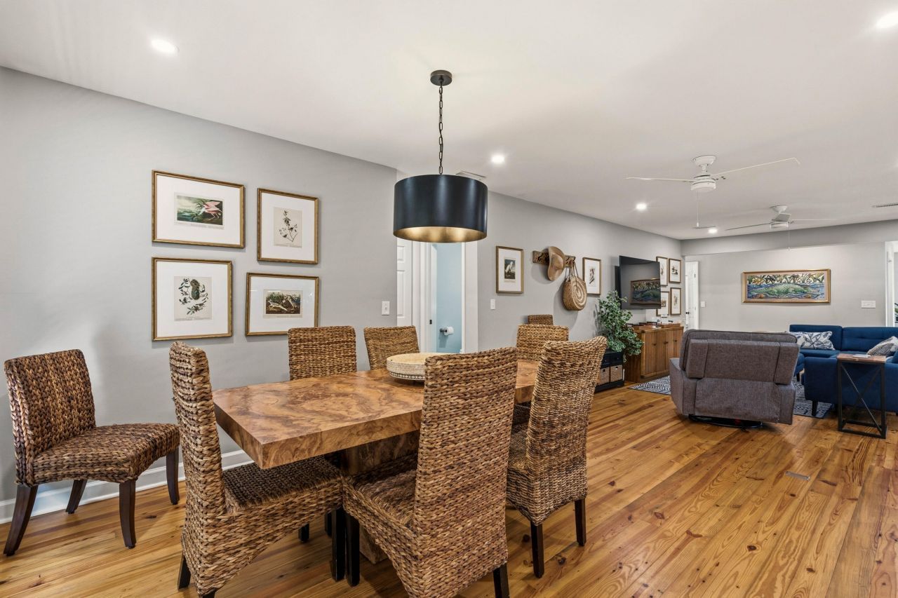 1029 Scaup Court Photo 3