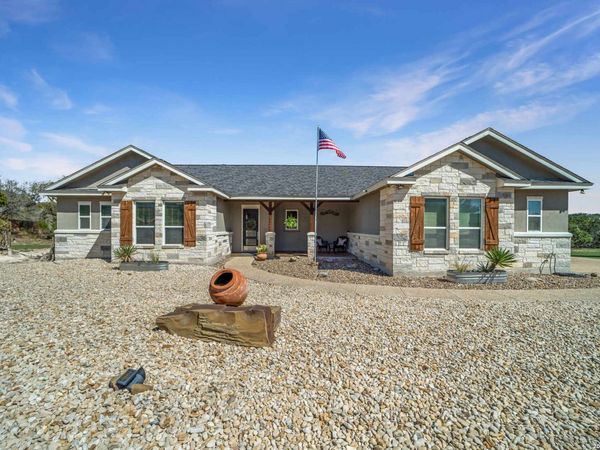 1123 Long Hollow, Canyon Lake, TX 78133