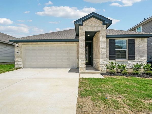 5424 Wrangler Way, Marion, TX 78124