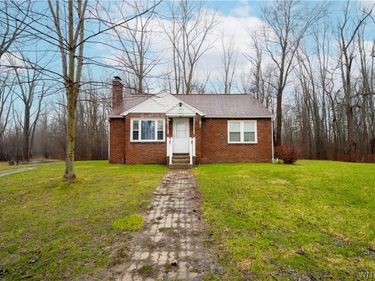 5074 Millersport Highway, East Amherst, NY 14051