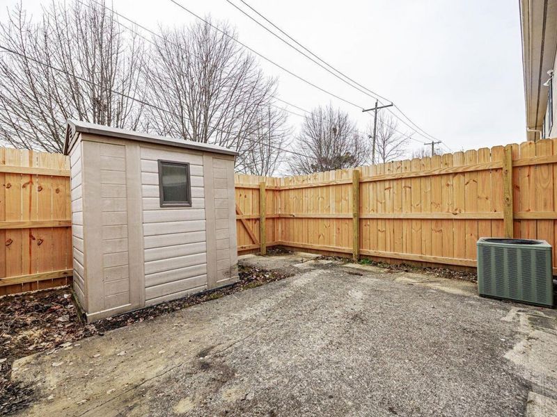 97 Tarryton Court W, Unit 19H, Columbus, OH 43228 Photo 28