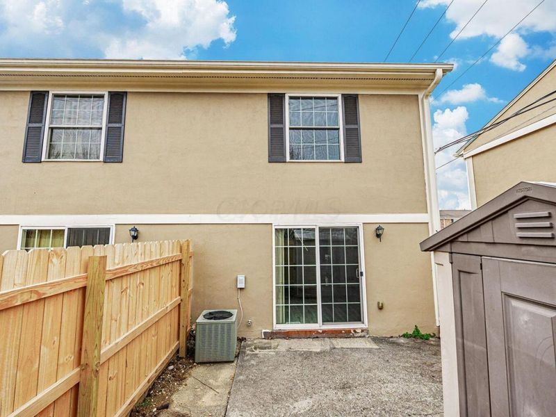 97 Tarryton Court W, Unit 19H, Columbus, OH 43228 Photo 30