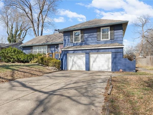 300 E 108th Terrace, Kansas City, MO 64114