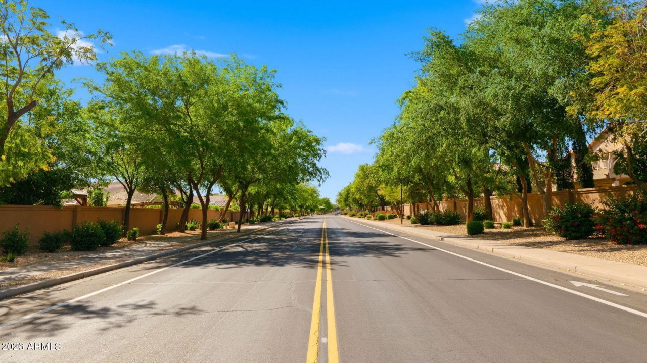 2053 S Red Rock Court, Gilbert, AZ 85295 Main Photo