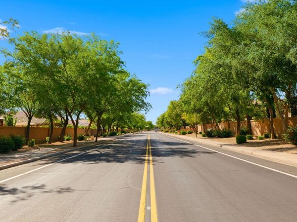 2053 S RED ROCK Court, Gilbert, AZ 85295