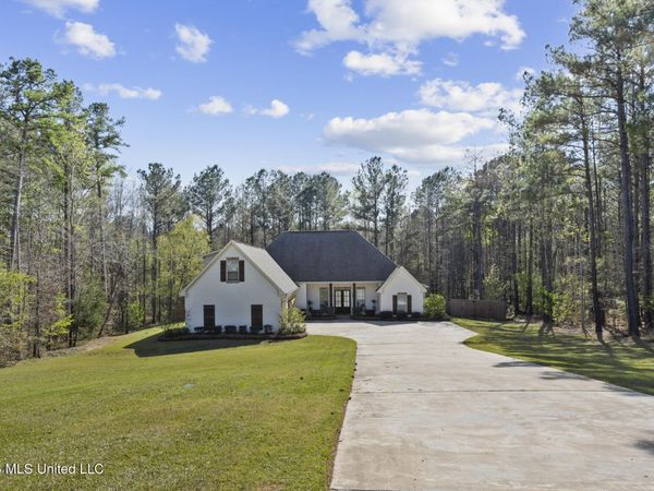 216 Cactus Court, Florence, MS 39073