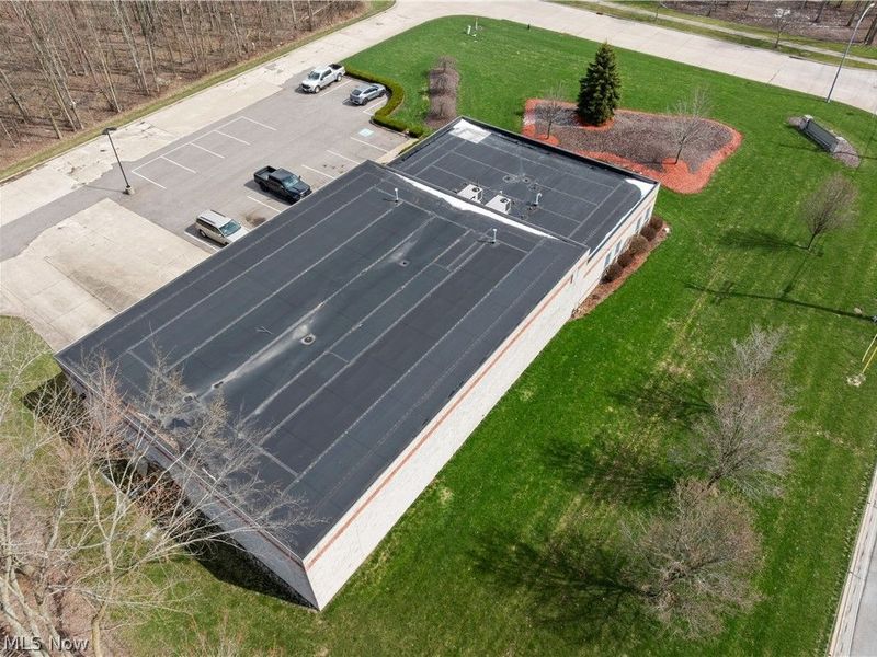 16172 Imperial , Strongsville, OH 44149 Photo 40