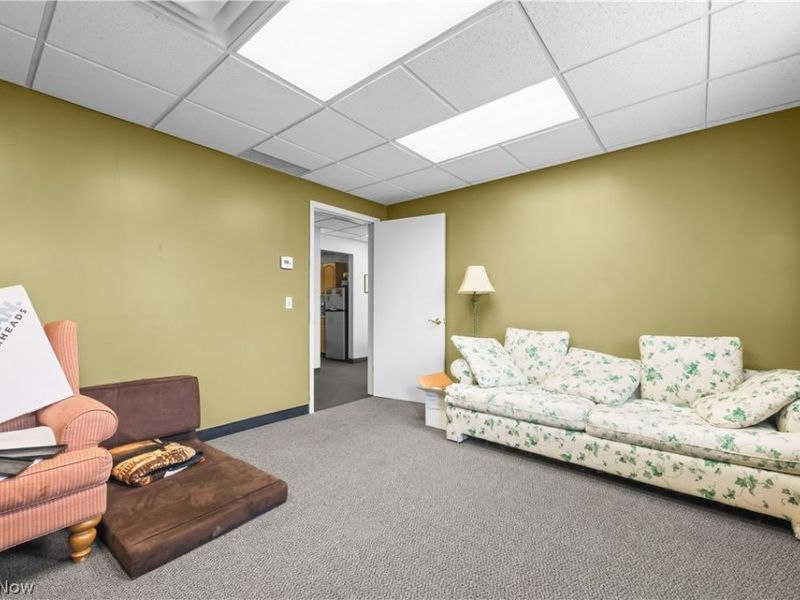 16172 Imperial , Strongsville, OH 44149 Photo 9