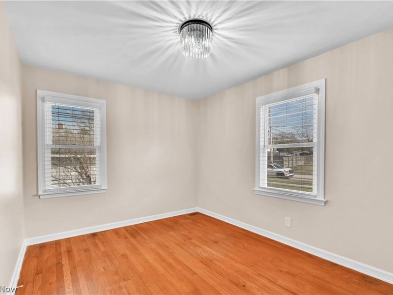 883 Bonnie Brae Avenue NE, Warren, OH 44483 Photo 13