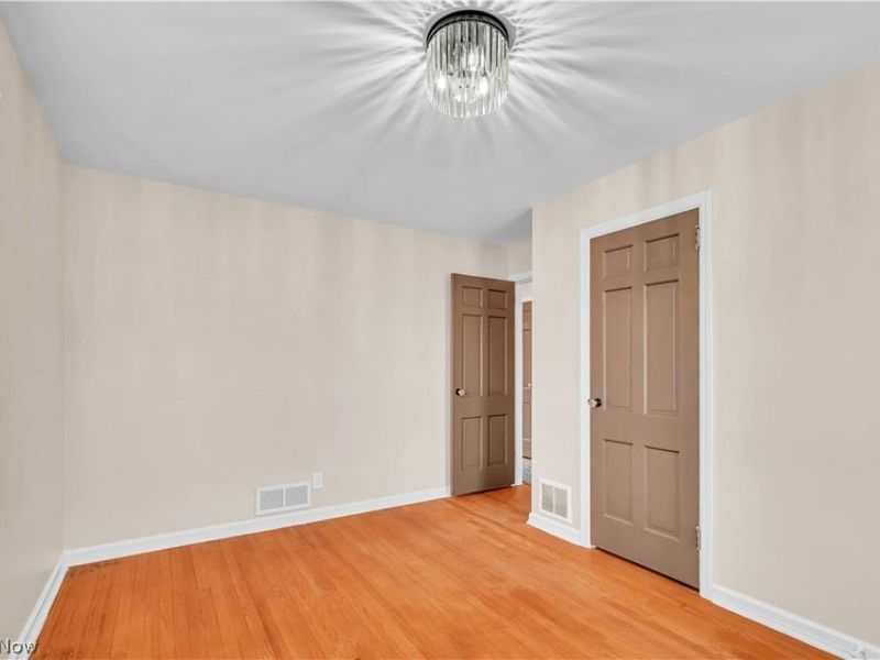 883 Bonnie Brae Avenue NE, Warren, OH 44483 Photo 14