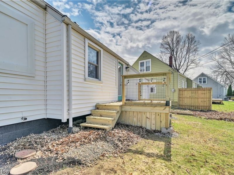 883 Bonnie Brae Avenue NE, Warren, OH 44483 Photo 31