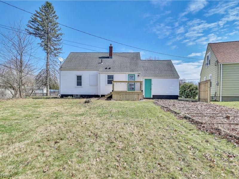 883 Bonnie Brae Avenue NE, Warren, OH 44483 Photo 33