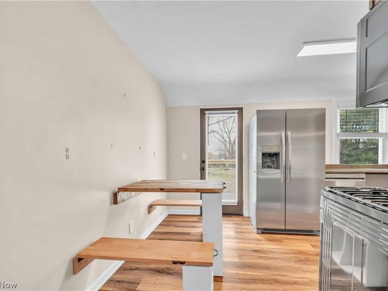 883 Bonnie Brae Avenue NE, Warren, OH 44483 Photo 6