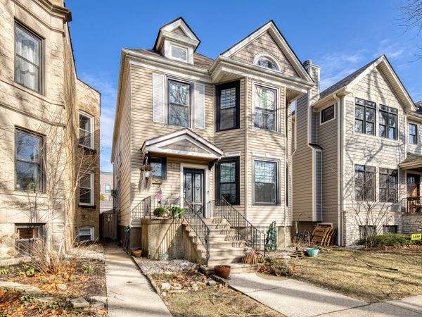 3915 N Seeley Avenue , Unit 2, Chicago, IL 60618