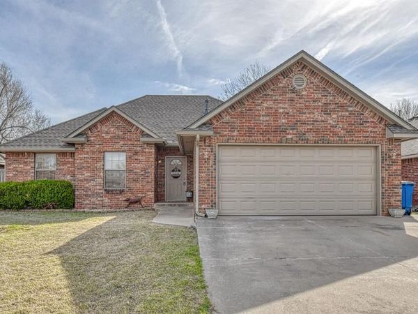 10 Westend Court, Tuttle, OK 73089