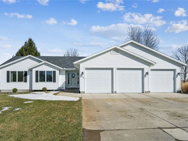 110 B Street NE, Walford, IA 52351