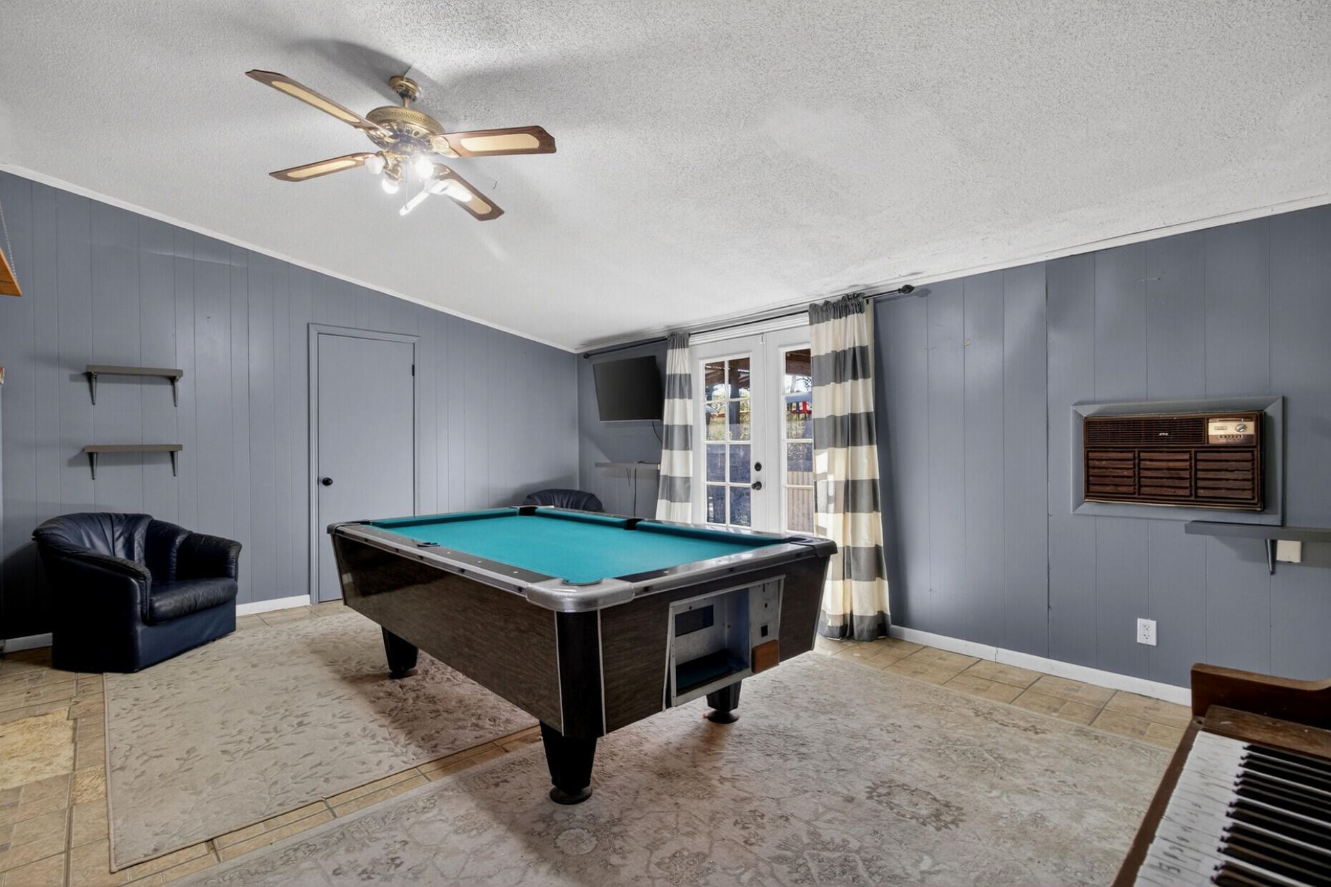 113 Virginia Street Photo 25