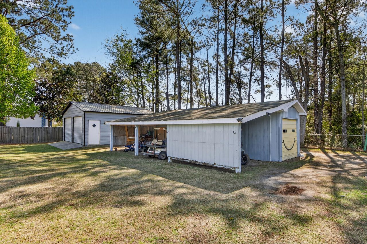 113 Virginia Street Photo 34