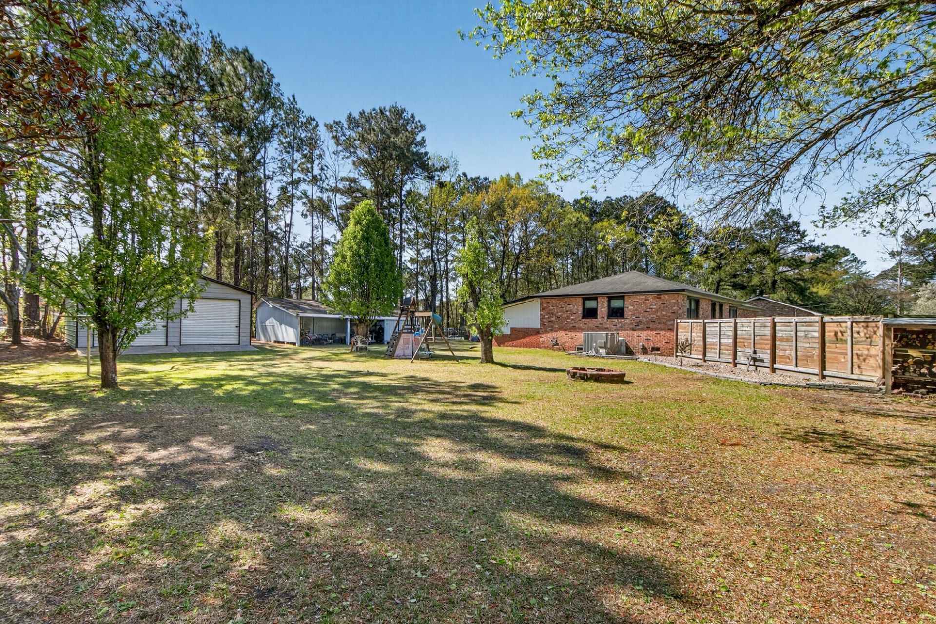 113 Virginia Street Photo 37