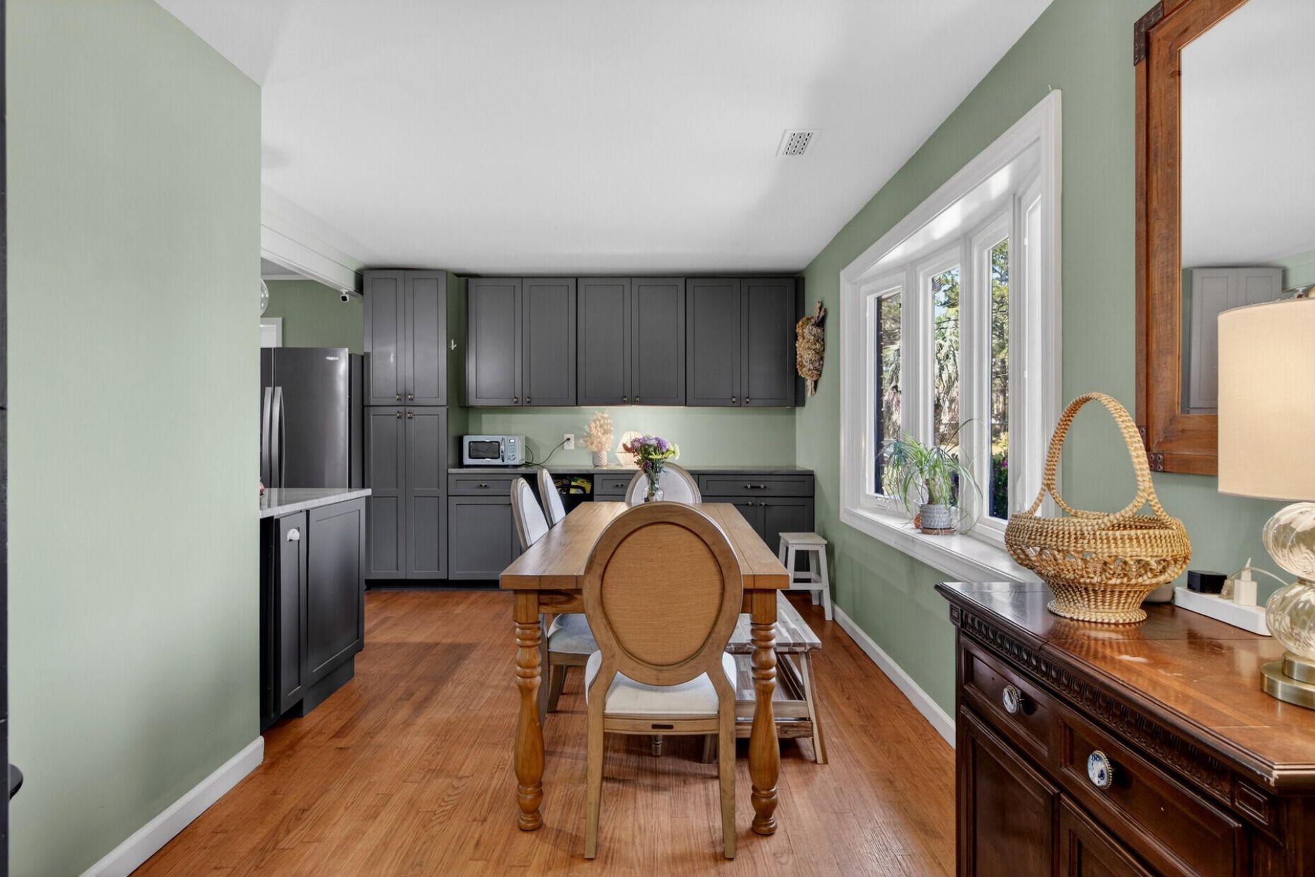 113 Virginia Street Photo 5