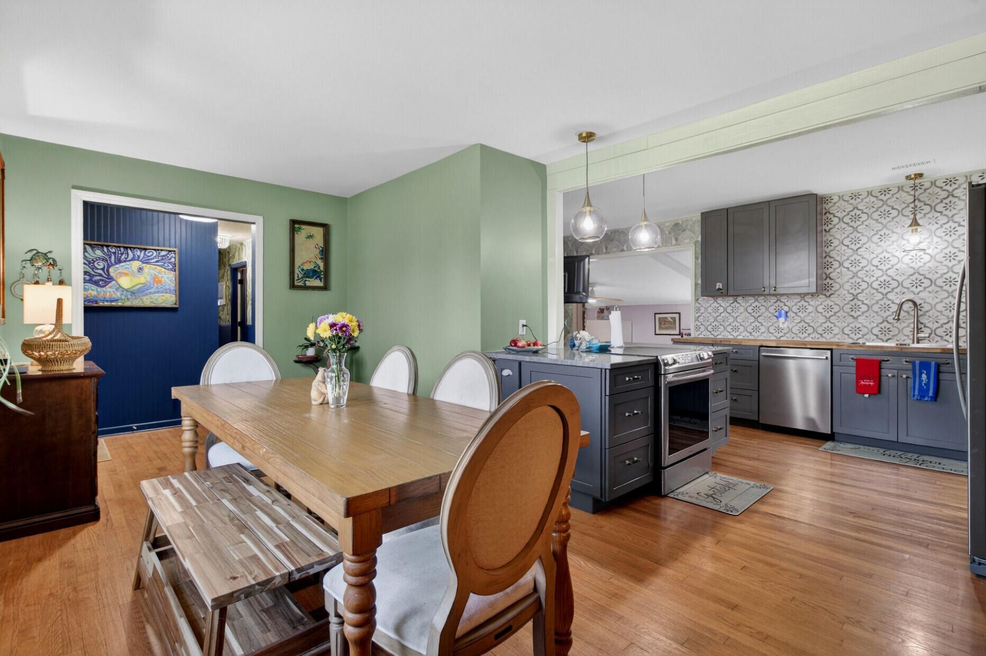 113 Virginia Street Photo 7