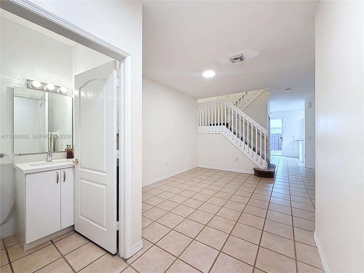 4330 NW 114th Pl, Doral, FL 33178 Photo