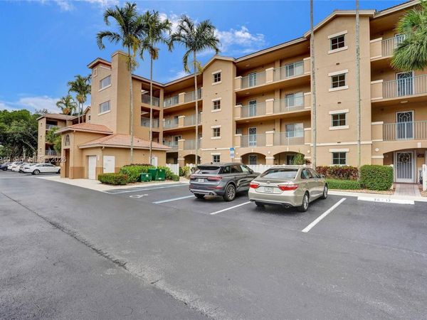 12547 Imperial Isle Dr, Unit 206, Boynton Beach, FL 33437