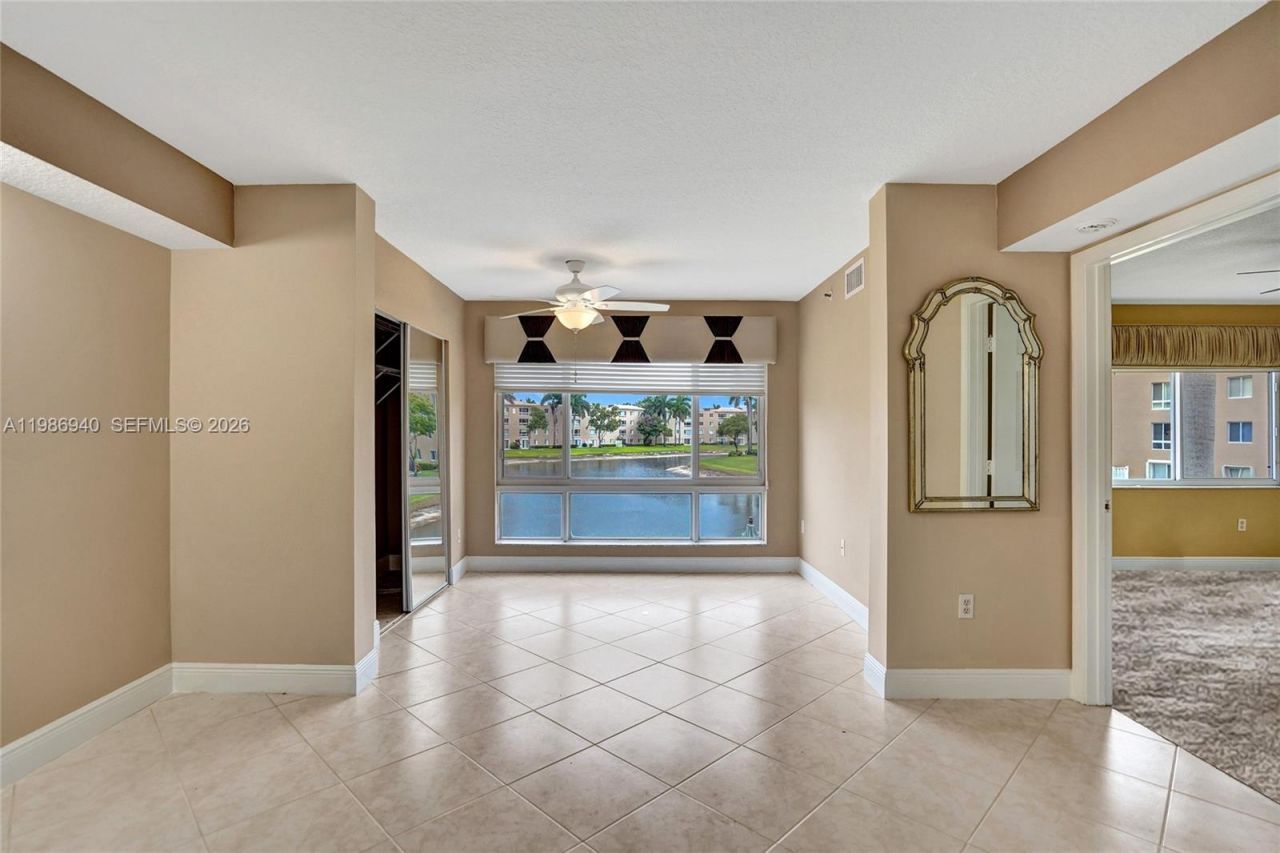 12547 Imperial Isle Dr , Unit 206, Boynton Beach, FL 33437 Photo