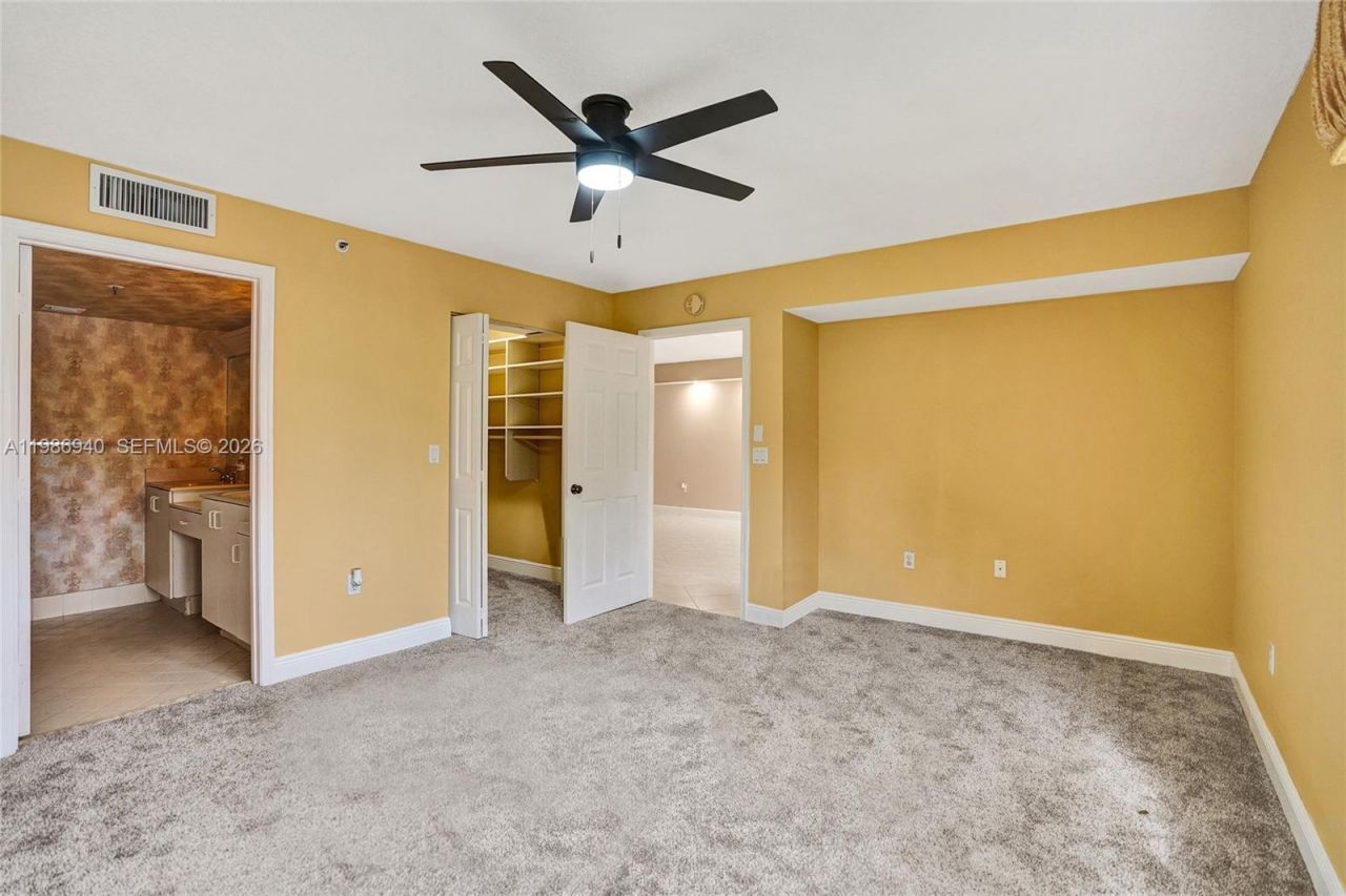 12547 Imperial Isle Dr, Unit 206, Boynton Beach, FL 33437 Photo