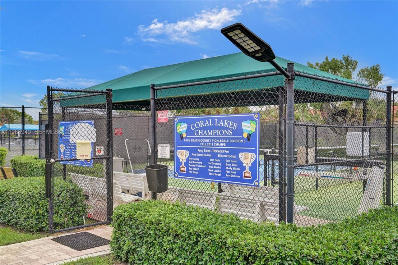 12547 Imperial Isle Dr, Unit 206, Boynton Beach, FL 33437 Photo