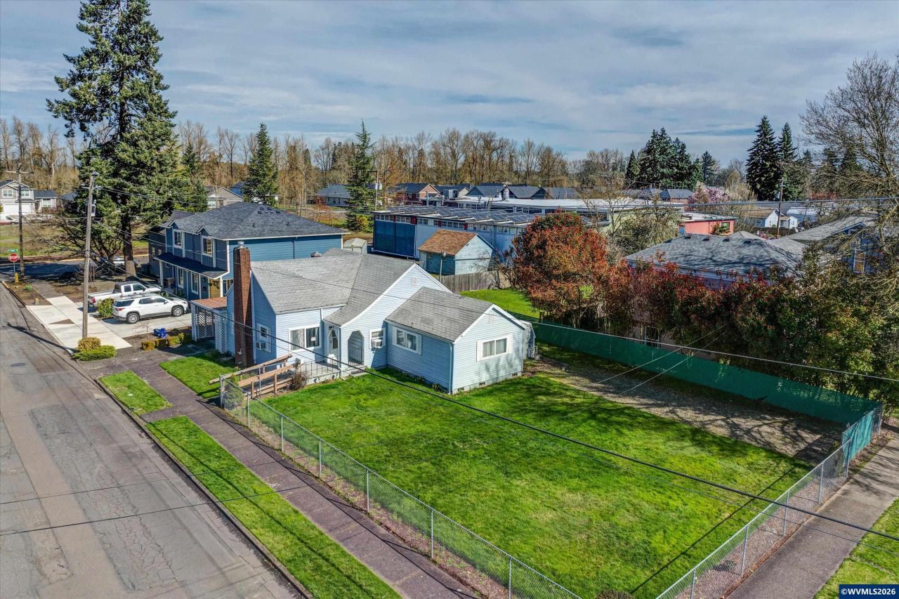 111 Madison St Ne, Albany, OR 97321 Main Photo