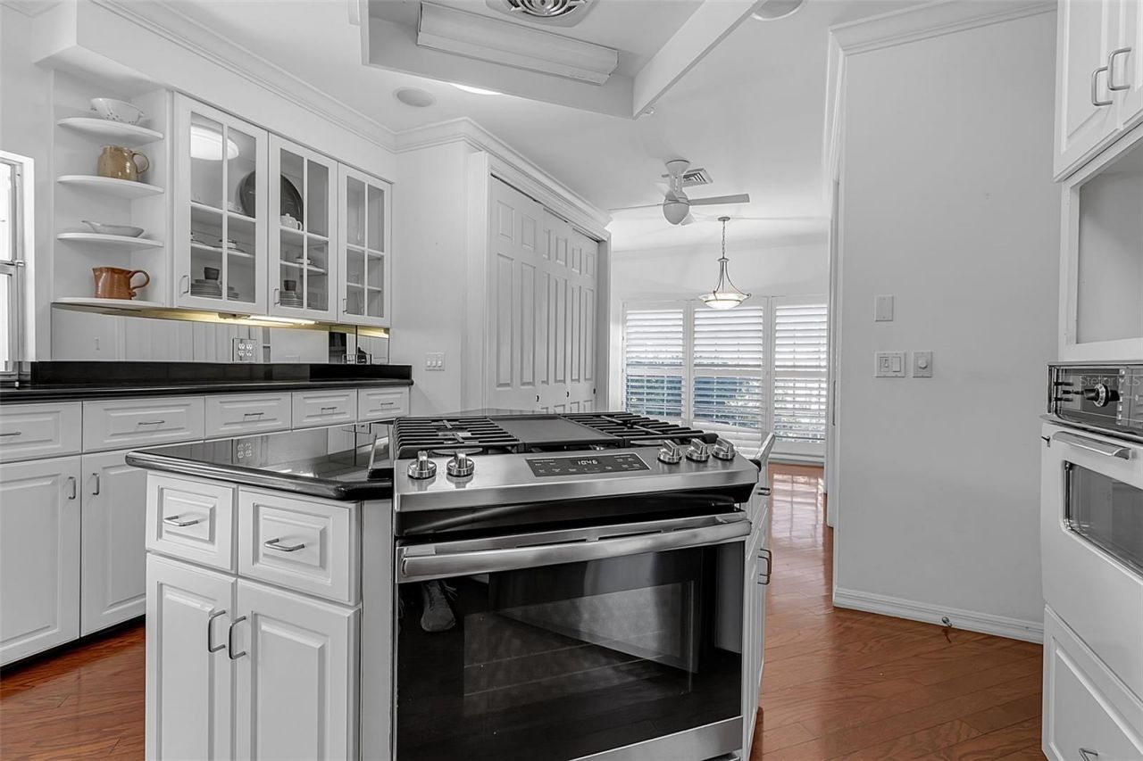 1714 South Drive, Sarasota, FL 34239 Photo