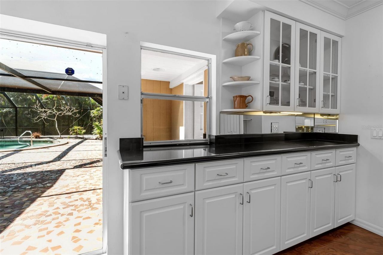 1714 South Drive, Sarasota, FL 34239 Photo