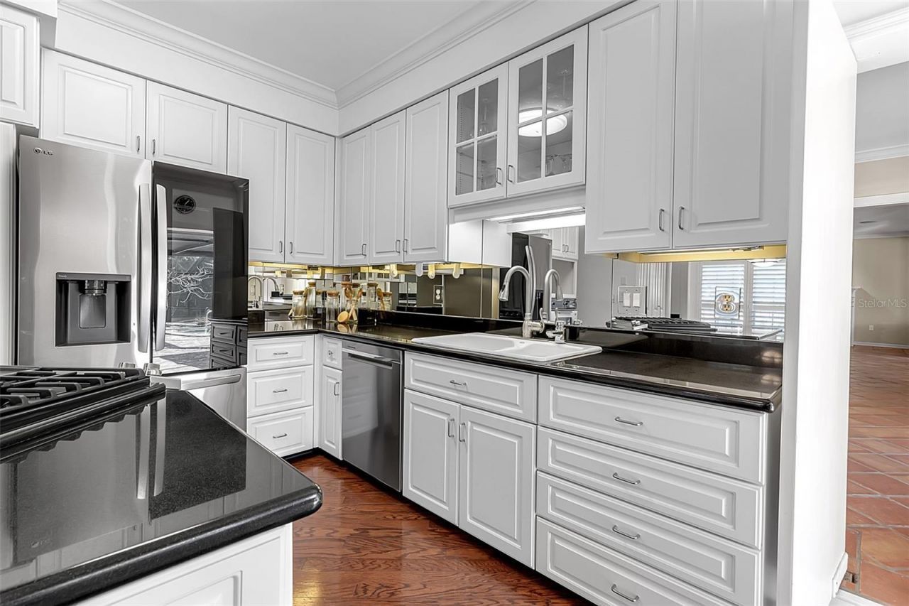 1714 South Drive, Sarasota, FL 34239 Photo