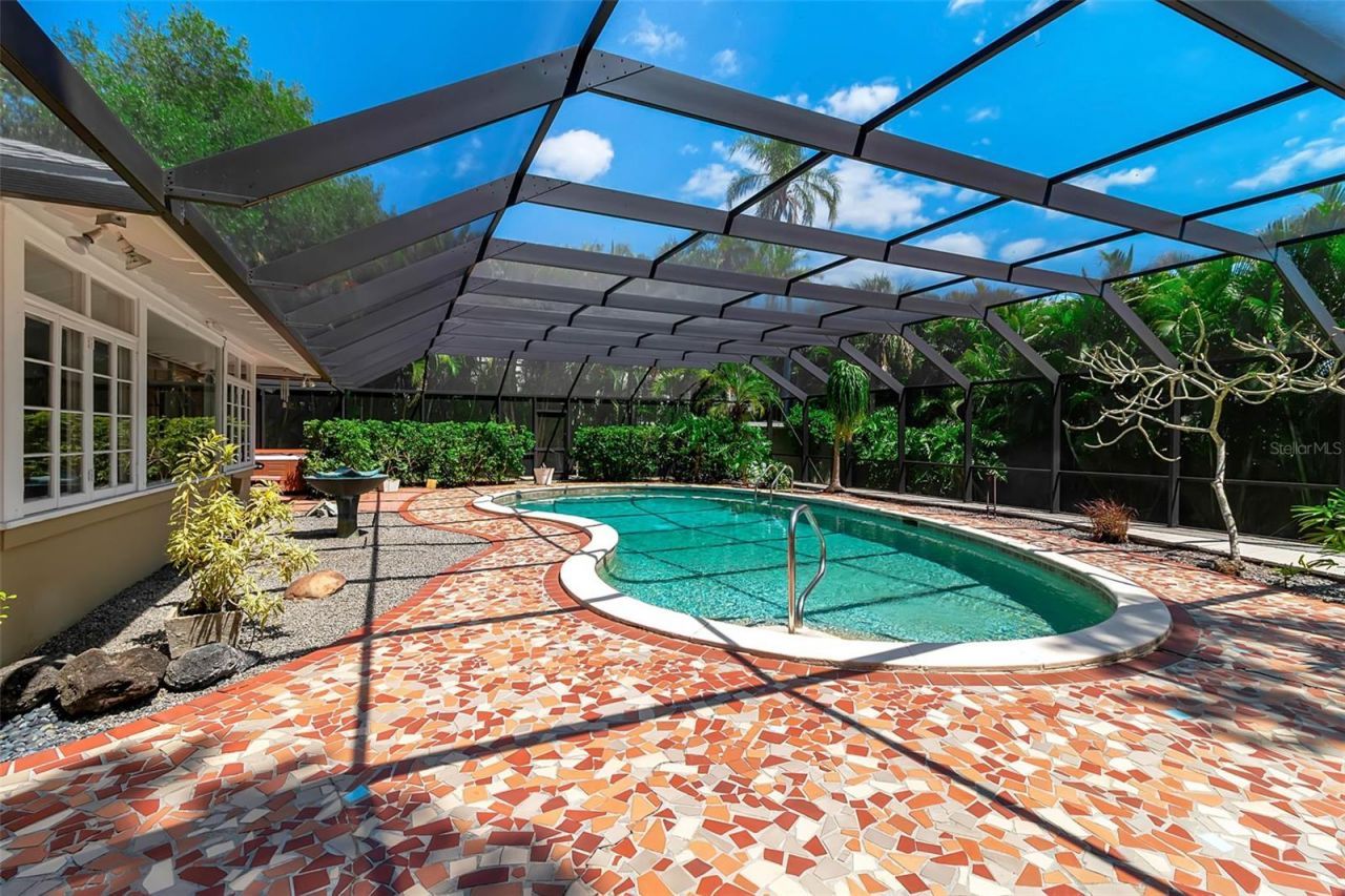 1714 South Drive, Sarasota, FL 34239 Photo