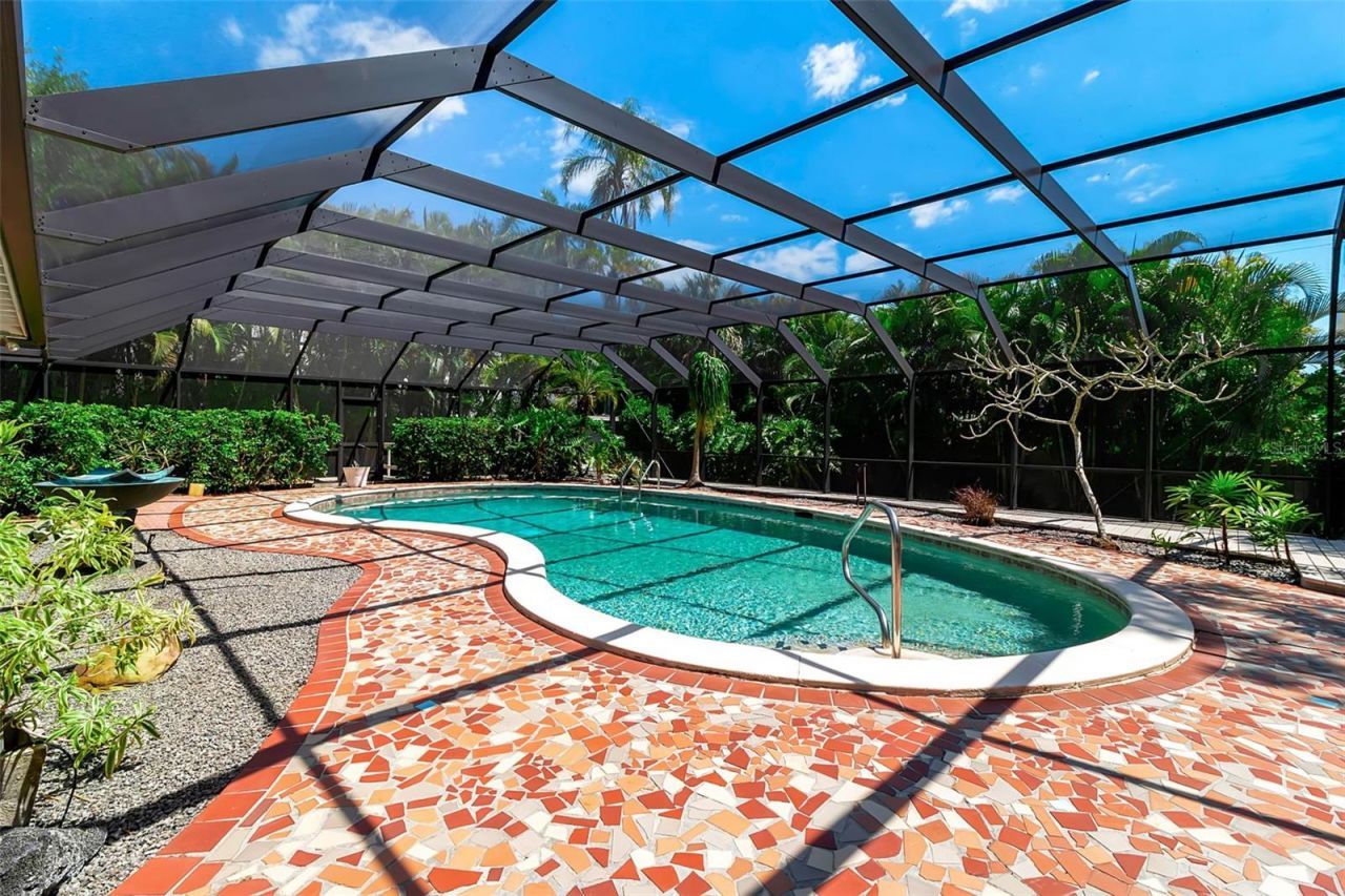 1714 South Drive, Sarasota, FL 34239 Photo