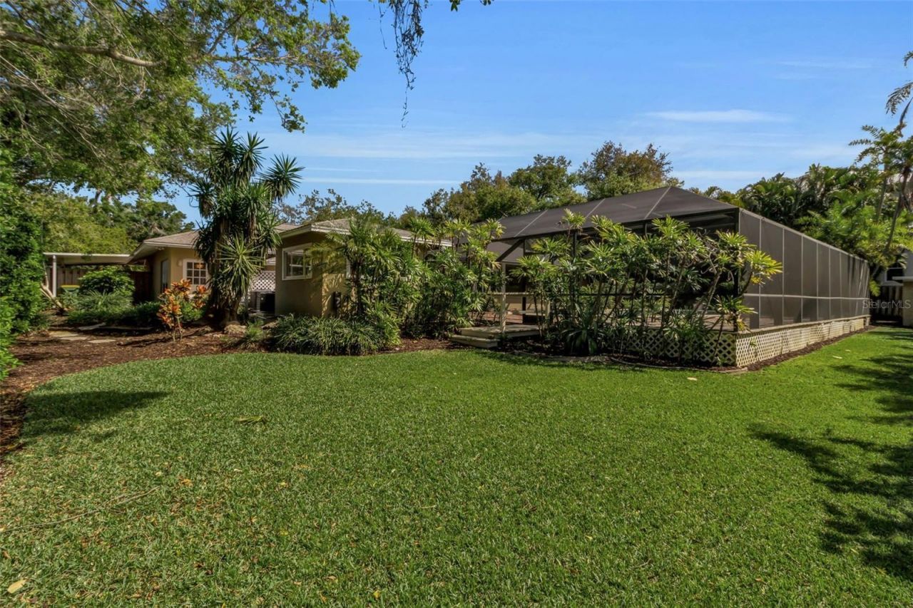 1714 South Drive, Sarasota, FL 34239 Photo