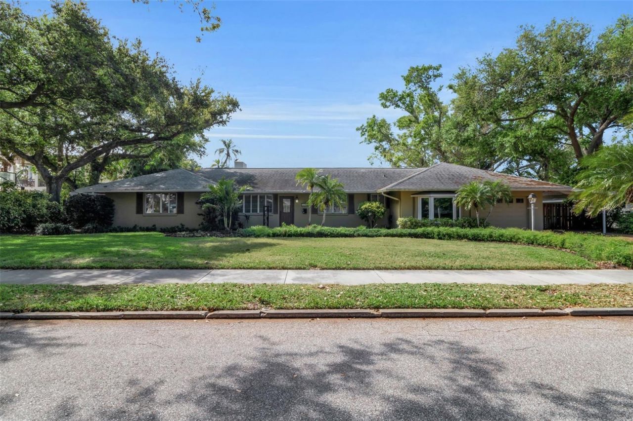 1714 South Drive, Sarasota, FL 34239 Photo