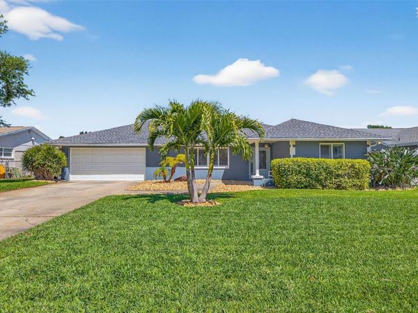 1435 48TH AVENUE NE, ST PETERSBURG, FL 33703