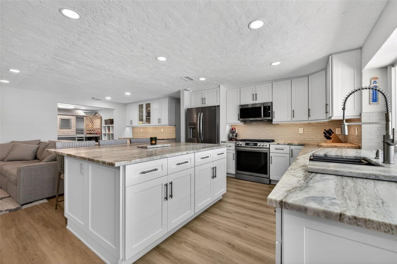 1435 48th Avenue Ne, Saint Petersburg, FL 33703 Photo