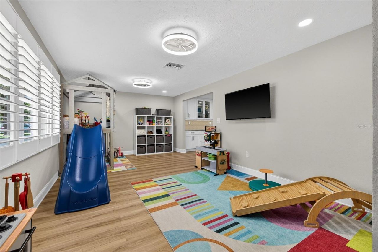 1435 48th Avenue Ne, Saint Petersburg, FL 33703 Photo