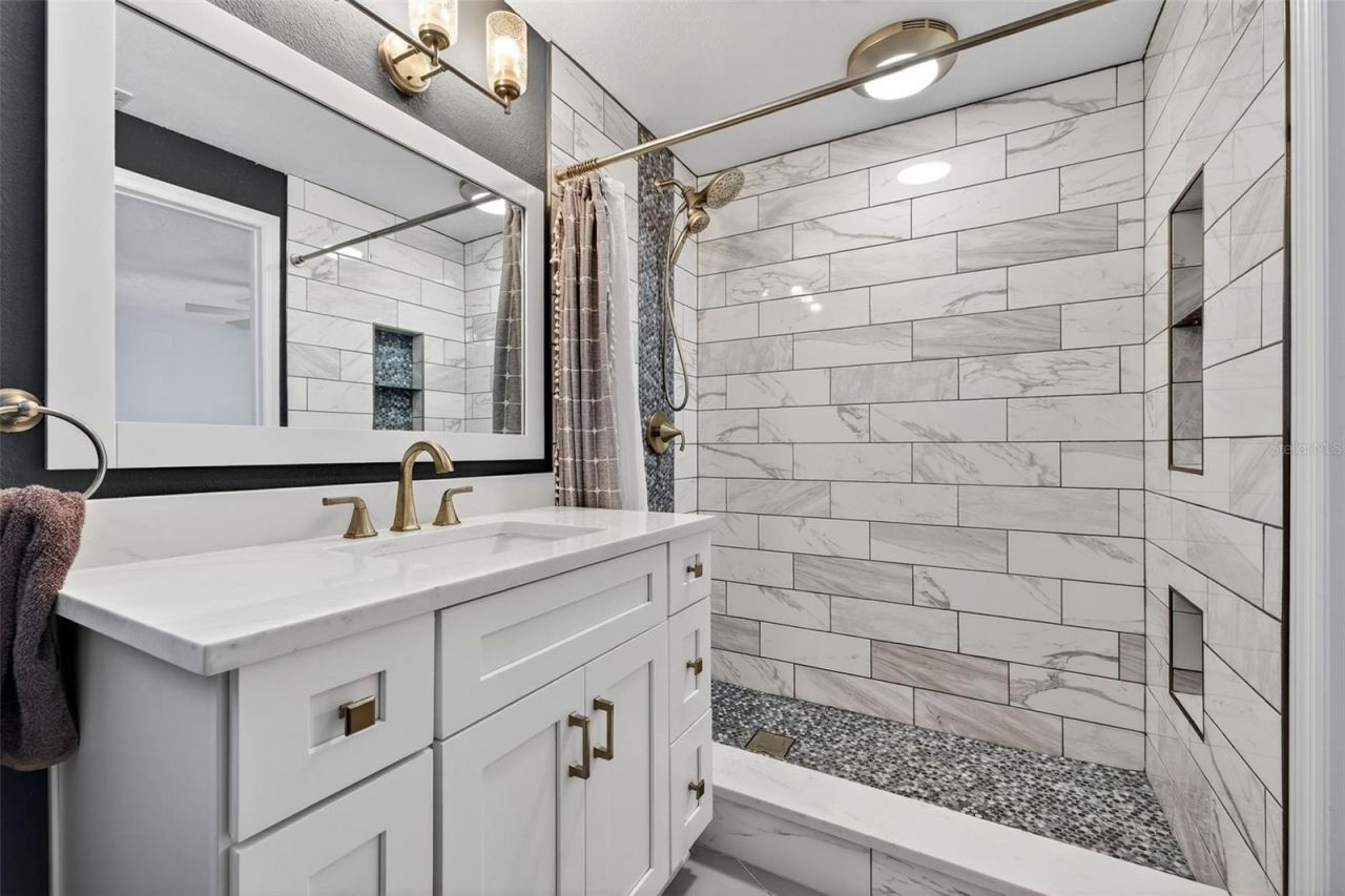 1435 48th Avenue Ne, Saint Petersburg, FL 33703 Photo