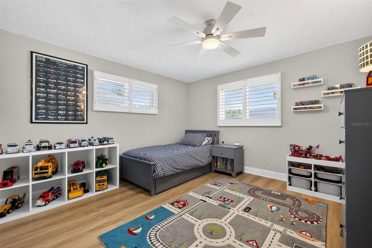 1435 48th Avenue Ne, Saint Petersburg, FL 33703 Photo