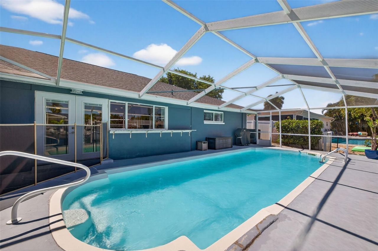 1435 48th Avenue Ne, Saint Petersburg, FL 33703 Photo