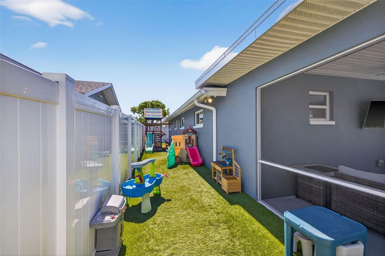 1435 48th Avenue Ne, Saint Petersburg, FL 33703 Photo