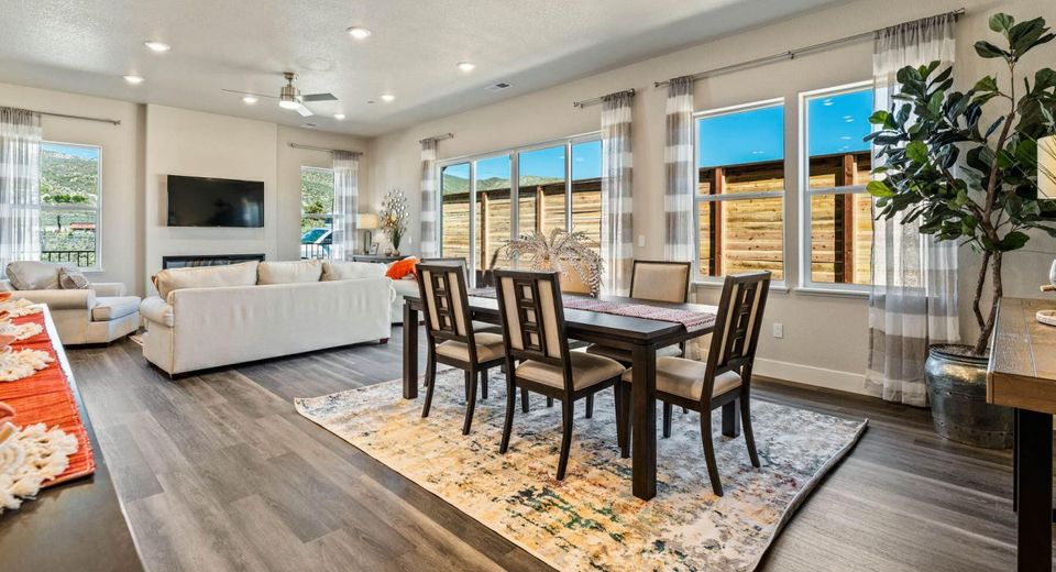 182 Silver Peak Loop, Unit 1, Carson City, NV 89701 Photo